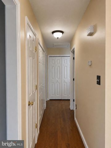 326 HOLLIDA LN, Martinsburg, WV 25404