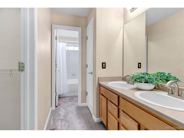 2247 S Pitkin Way C, Aurora, CO 80013