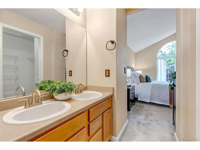 2247 S Pitkin Way C, Aurora, CO 80013