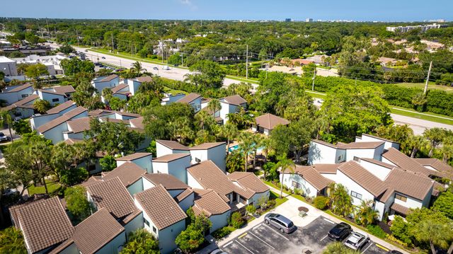22354 Pineapple Walk Drive, Boca Raton, FL 33433