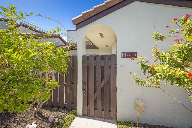22354 Pineapple Walk Drive, Boca Raton, FL 33433