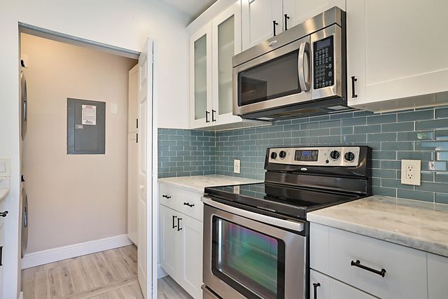 22354 Pineapple Walk Drive, Boca Raton, FL 33433
