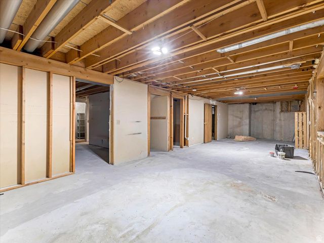 569 N VAN BUREN AVE, Ogden, UT 84404