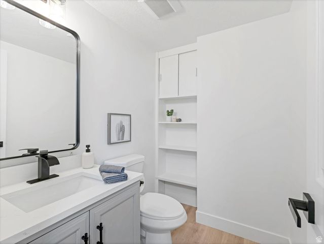 569 N VAN BUREN AVE, Ogden, UT 84404