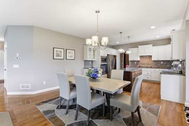 12920 Rose Bluff Boulevard, Burnsville, MN 55337
