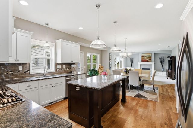 12920 Rose Bluff Boulevard, Burnsville, MN 55337