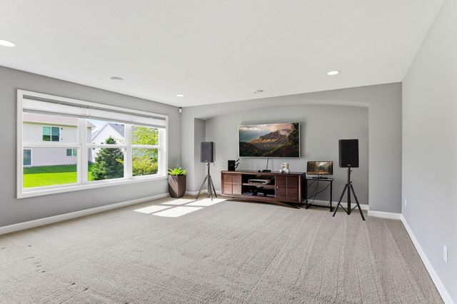 12920 Rose Bluff Boulevard, Burnsville, MN 55337