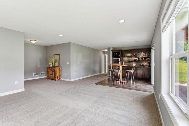 12920 Rose Bluff Boulevard, Burnsville, MN 55337