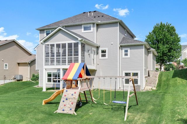 12920 Rose Bluff Boulevard, Burnsville, MN 55337