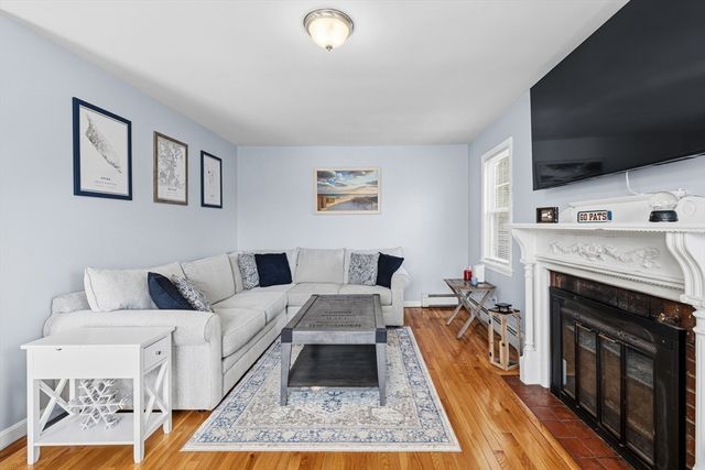 85 Hilma St, Quincy, MA 02171