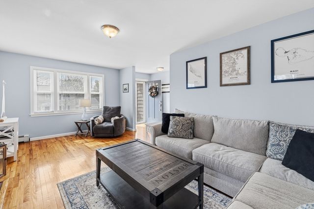 85 Hilma St, Quincy, MA 02171