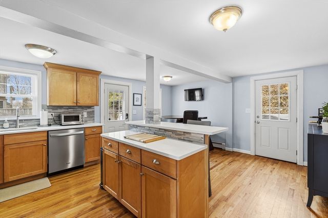 85 Hilma St, Quincy, MA 02171