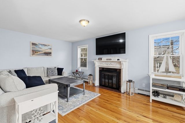 85 Hilma St, Quincy, MA 02171