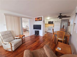 113 Enchanting Blvd # E-113 # 113, Naples, FL 34112