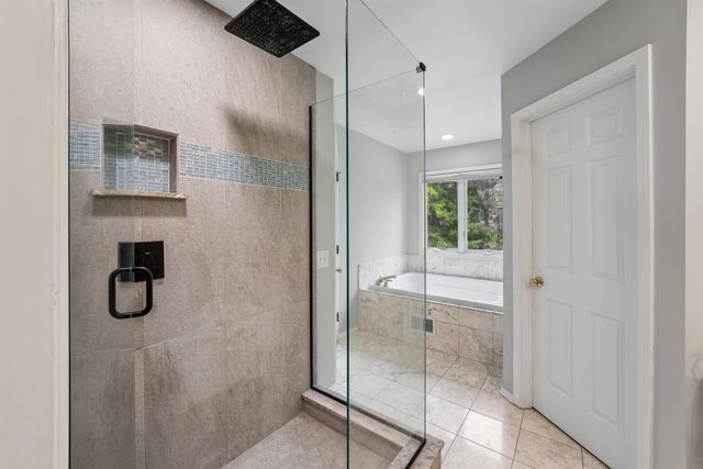 2889 Galway Bay Drive, Metamora, MI 48455