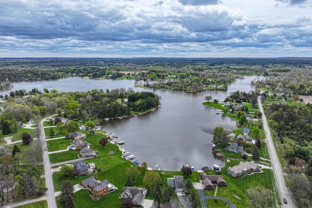 2889 Galway Bay Drive, Metamora, MI 48455