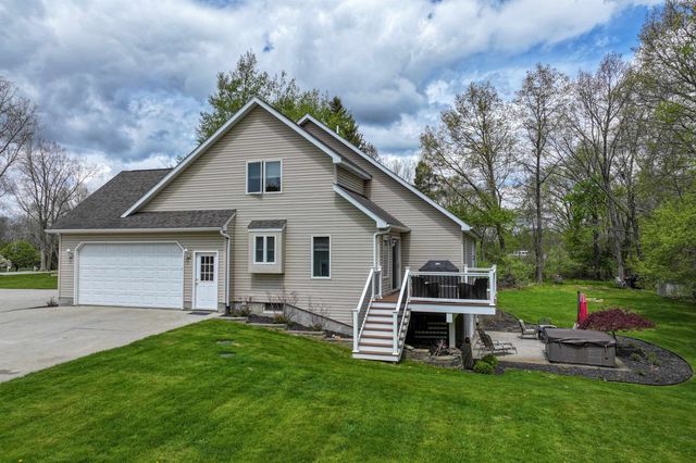 2889 Galway Bay Drive, Metamora, MI 48455