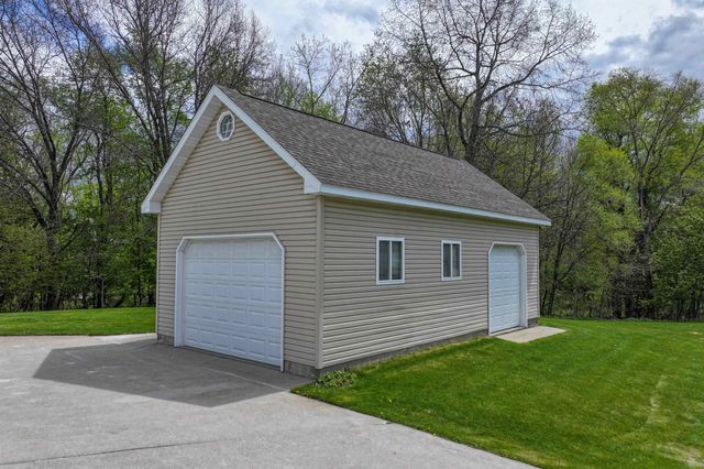 2889 Galway Bay Drive, Metamora, MI 48455