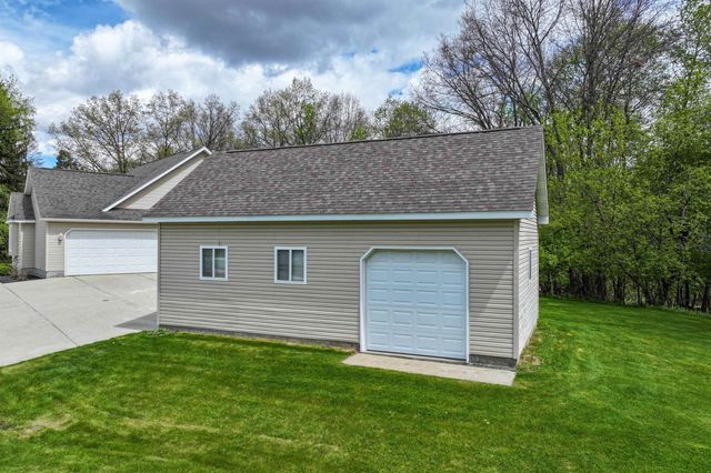 2889 Galway Bay Drive, Metamora, MI 48455