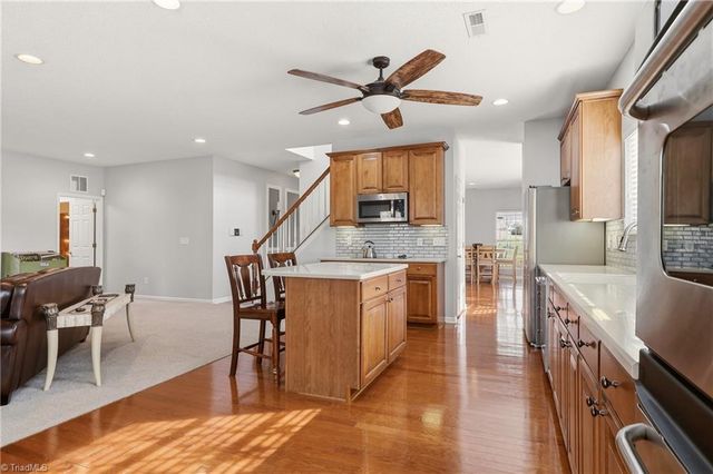 105 Creeks Edge Court, Clemmons, NC 27012