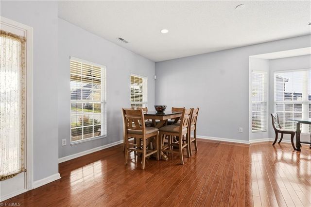 105 Creeks Edge Court, Clemmons, NC 27012