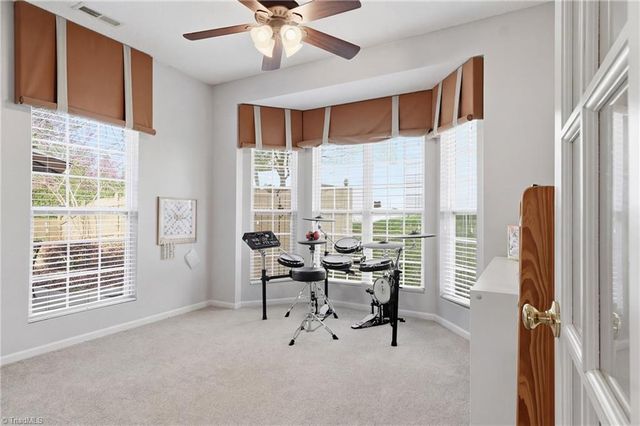 105 Creeks Edge Court, Clemmons, NC 27012