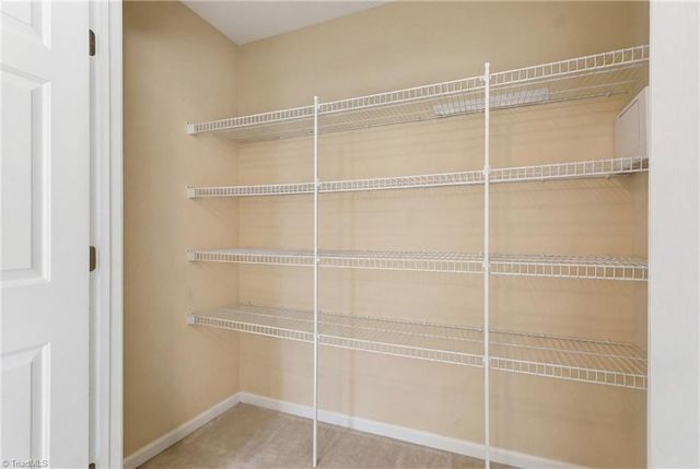 105 Creeks Edge Court, Clemmons, NC 27012