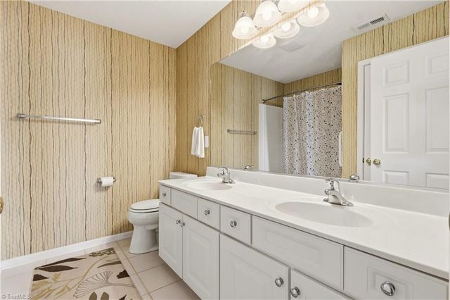 105 Creeks Edge Court, Clemmons, NC 27012