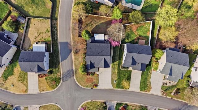 105 Creeks Edge Court, Clemmons, NC 27012