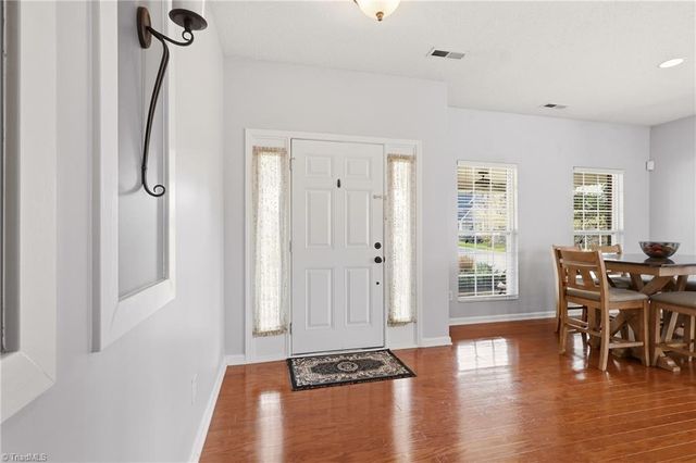 105 Creeks Edge Court, Clemmons, NC 27012