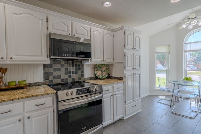 2020 Firewater Place, Lewisville, TX 75067