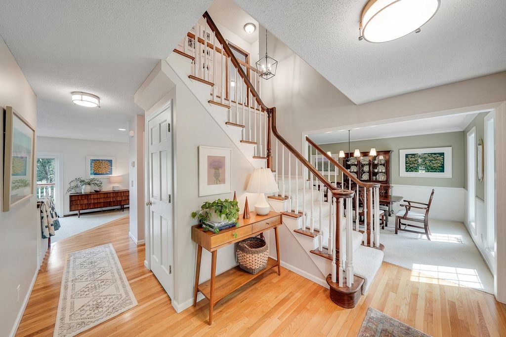 15810 Nursery Drive, Minnetonka, MN 55345 — photo 3