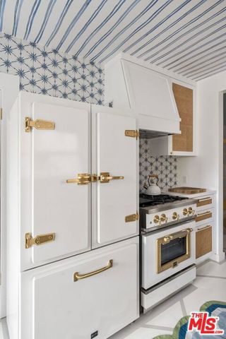 2704 3rd Street, Santa Monica, CA 90405