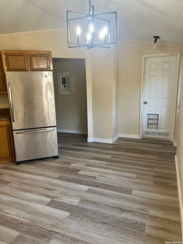 149 LONGHORN RD, Stockdale, TX 78160