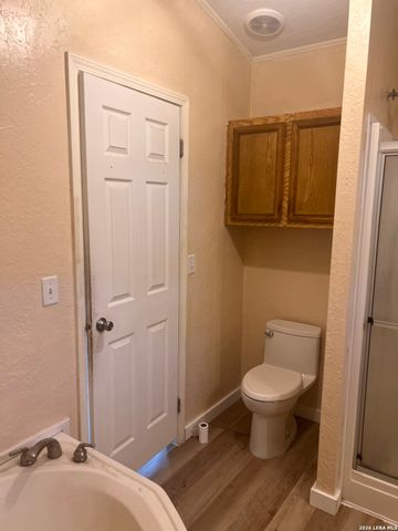 149 LONGHORN RD, Stockdale, TX 78160