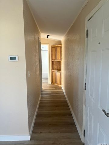 149 LONGHORN RD, Stockdale, TX 78160