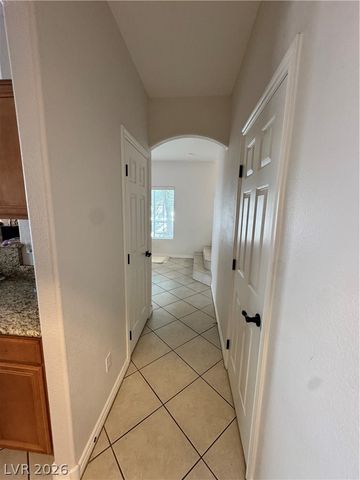 2572 Favorable Pointe Court, Henderson, NV 89052