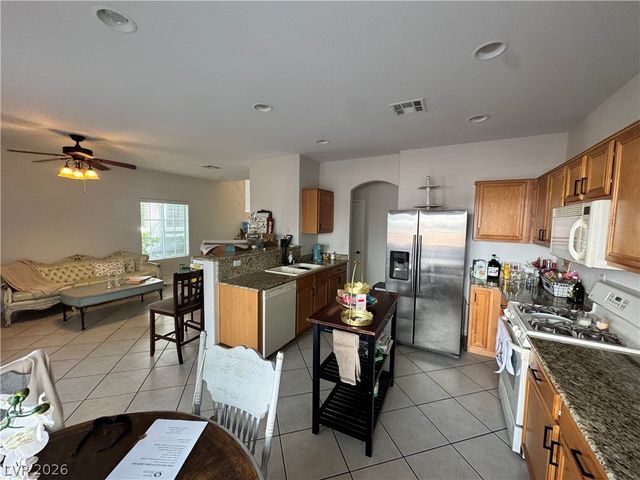 2572 Favorable Pointe Court, Henderson, NV 89052