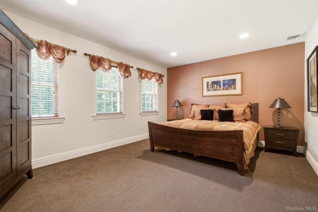 7 Fairway Court, Upper Brookville, NY 11771