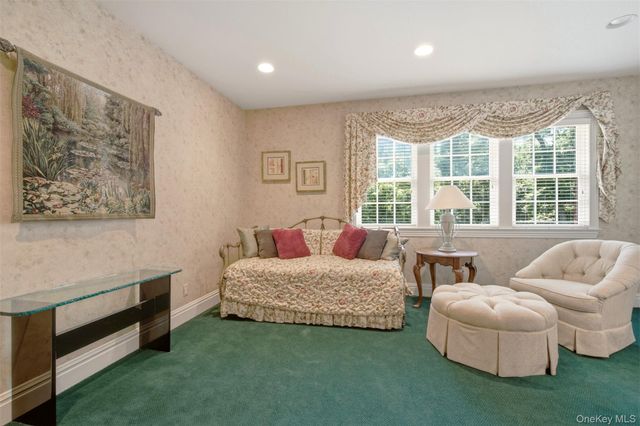 7 Fairway Court, Upper Brookville, NY 11771