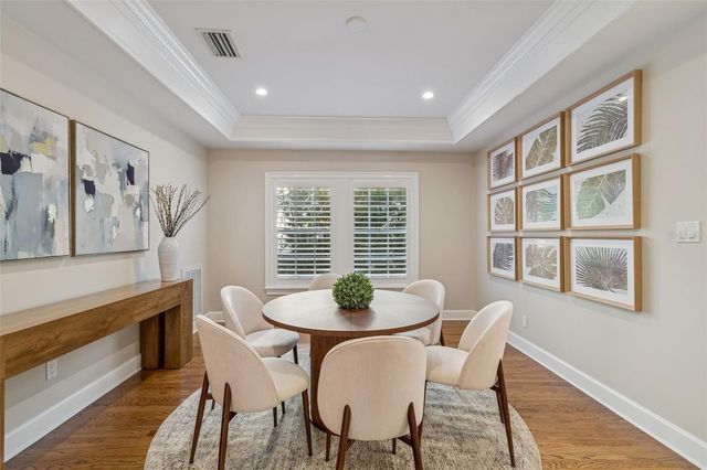 5004 W LEONA STREET, Tampa, FL 33629