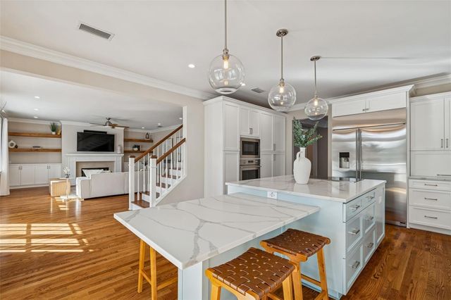 5004 W LEONA STREET, Tampa, FL 33629