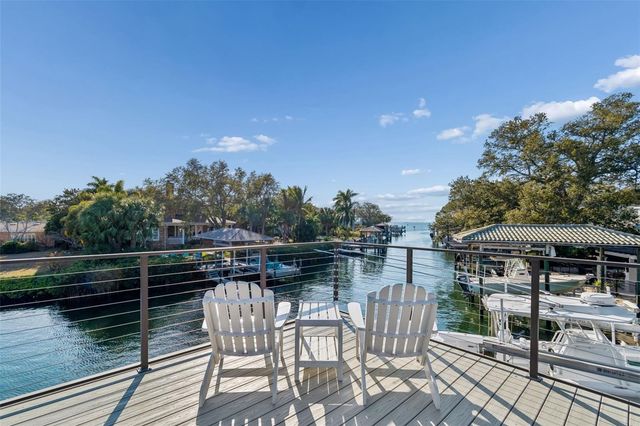 5004 W LEONA STREET, Tampa, FL 33629