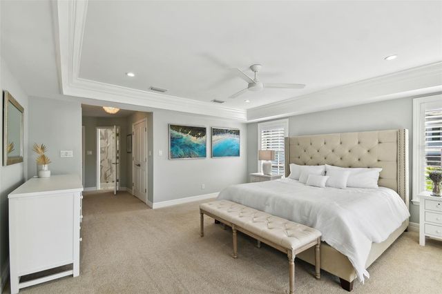 5004 W LEONA STREET, Tampa, FL 33629