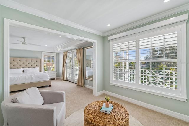 5004 W LEONA STREET, Tampa, FL 33629