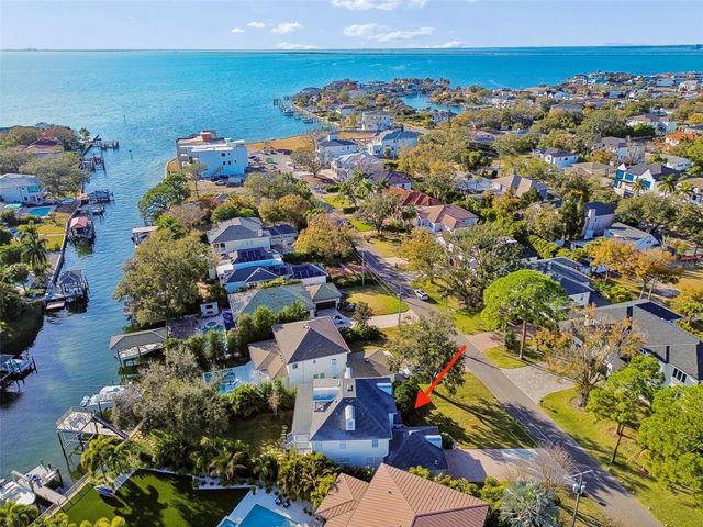 5004 W LEONA STREET, Tampa, FL 33629