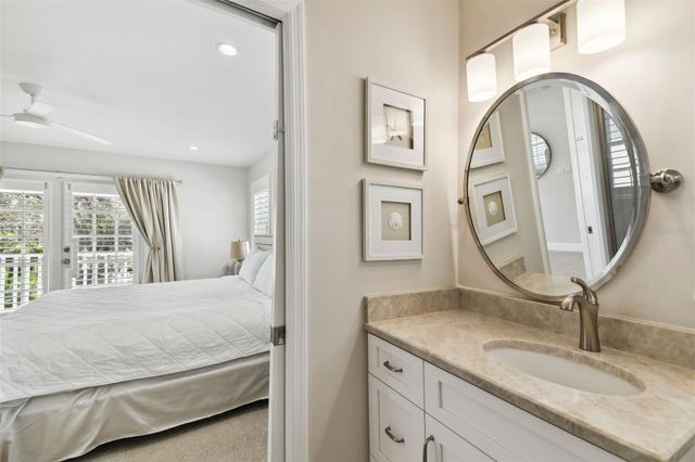 5004 W LEONA STREET, Tampa, FL 33629