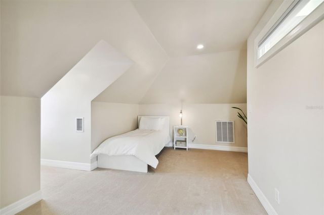 5004 W LEONA STREET, Tampa, FL 33629