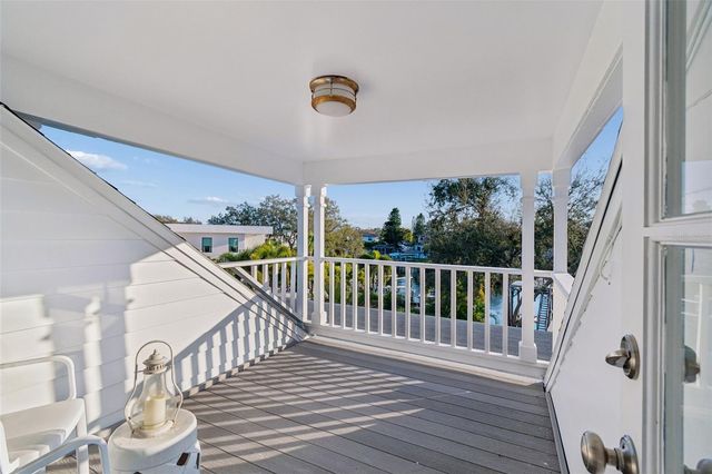 5004 W LEONA STREET, Tampa, FL 33629