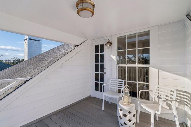 5004 W LEONA STREET, Tampa, FL 33629